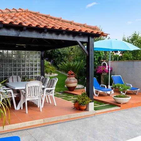 Spacious With Private Pool In *