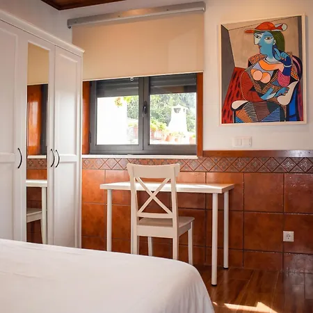 Villa Spacious With Private Pool In *