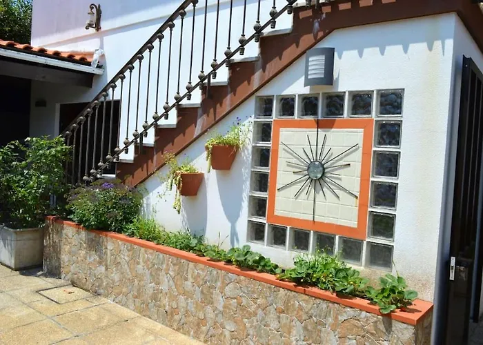 Spacious With Private Pool In Villa